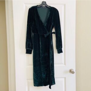 Zara Green Velvet Dress XS